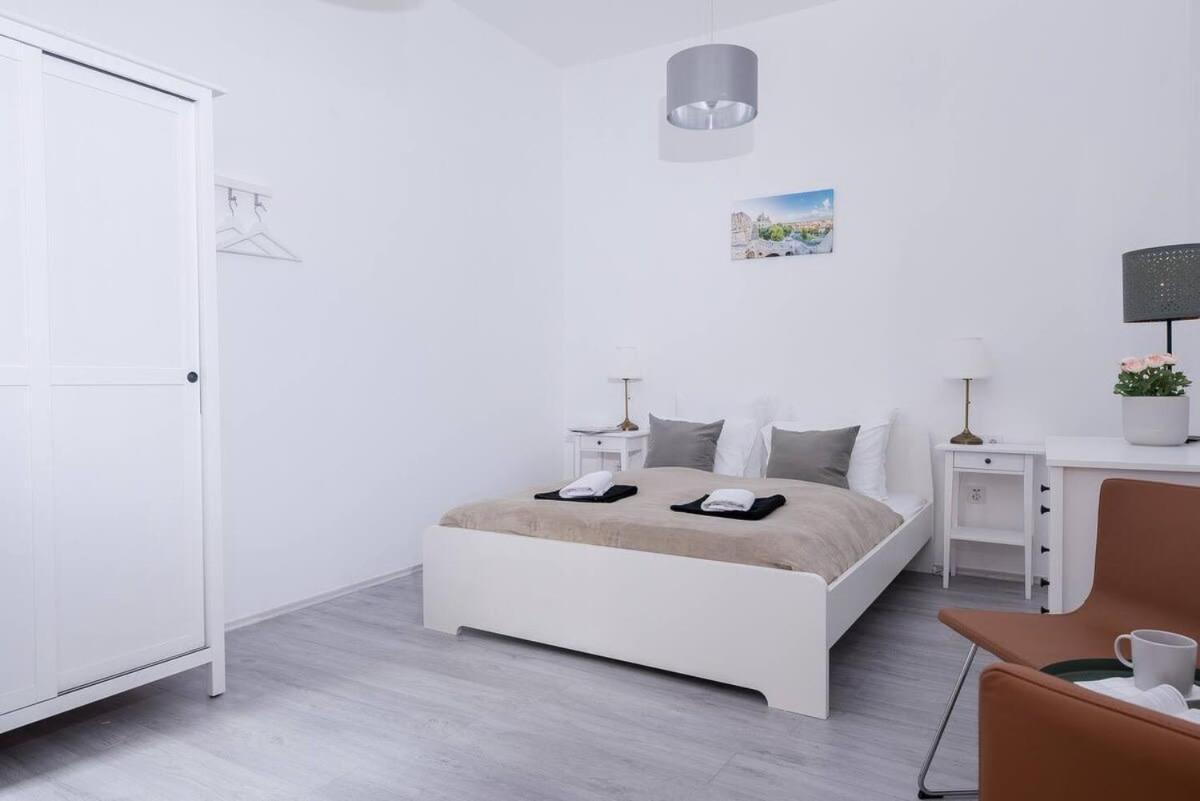 Central Brand New And Modern Apartment 부다페스트 외부 사진