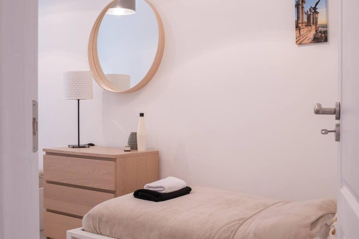 Central Brand New And Modern Apartment 부다페스트 외부 사진