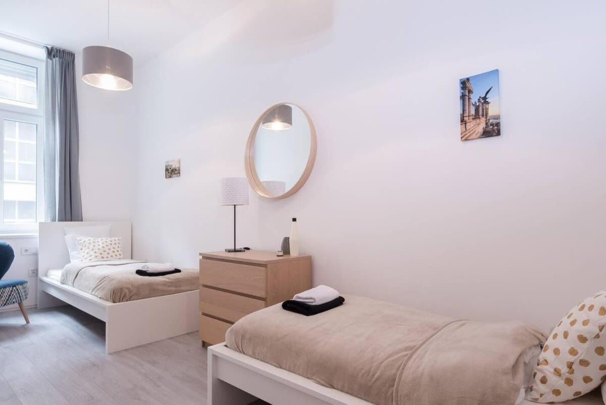 Central Brand New And Modern Apartment 부다페스트 외부 사진