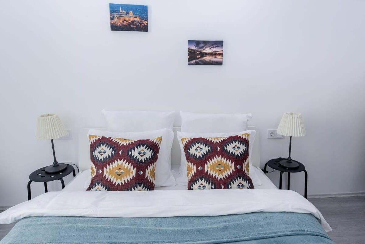 Central Brand New And Modern Apartment 부다페스트 외부 사진